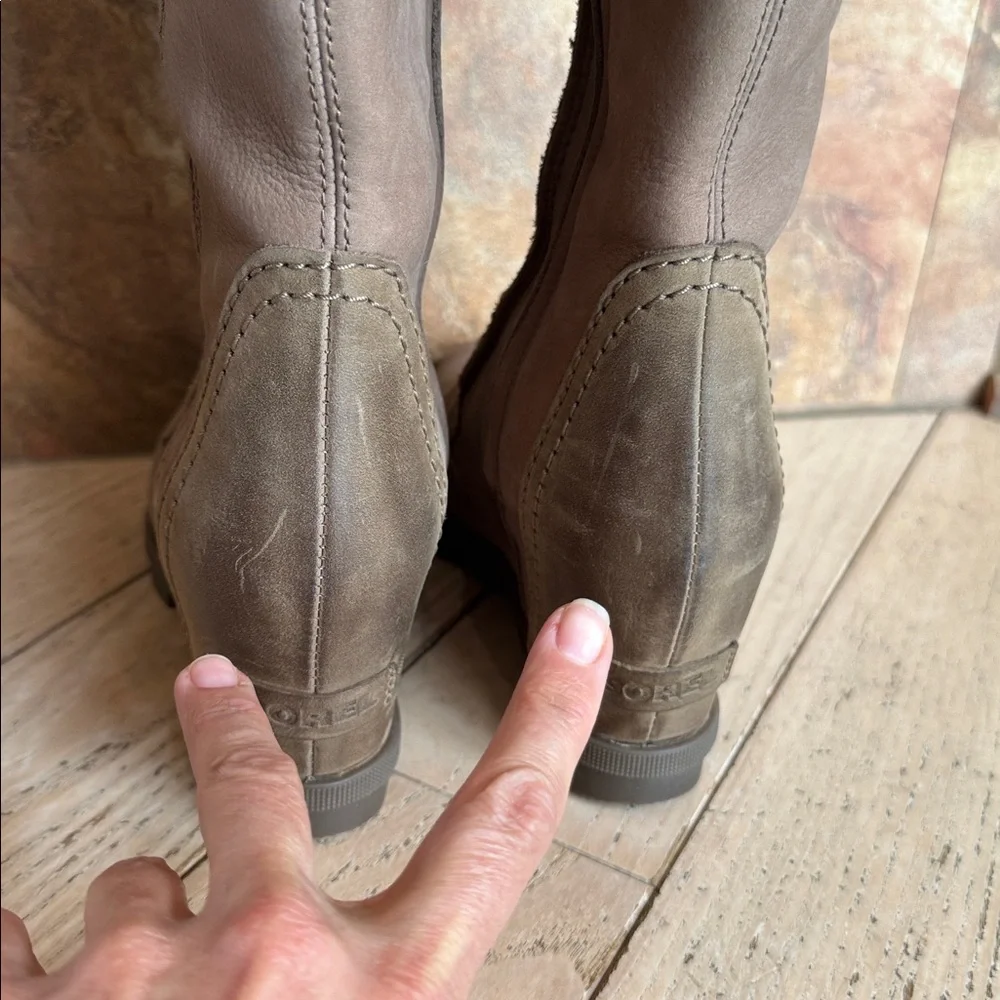 SOREL JOAN OF ARCTIC WEDGE LACE UP 8 Tall ASH Women Boots Waterproof  EUC size 7 - Picture 9 of 15